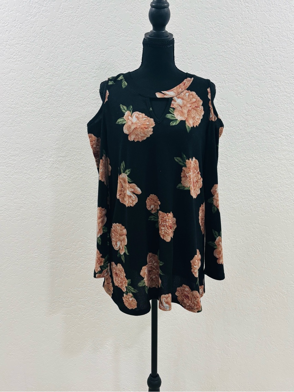 BCX Black Cold-Shoulder Tunic with Peach Floral Print